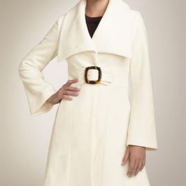 摩登冬日 挑件大衣衬出OL好气质