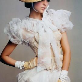 超短打 2008个性婚纱的无限可能