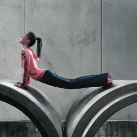 Twins代言运动品牌Adidas