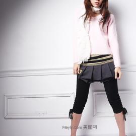 冬季甜美轻熟女上装试穿