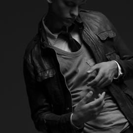 ELOQ 07秋冬黑白的浪漫