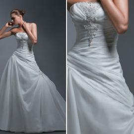 blue珠绣婚纱 富丽堂皇的奢华