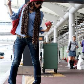 今季韩国潮女街头混搭