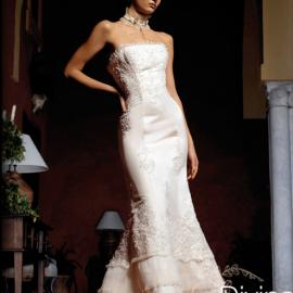 divinasposa婚纱呈现法式贵族气质