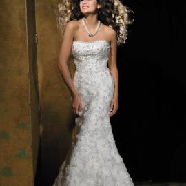 Allure 珠绣婚纱