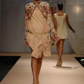 VIKRAM PHADNIS 08春夏