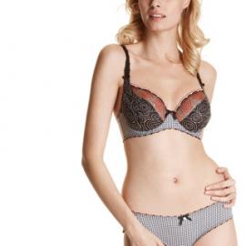 艳丽可人的freya内衣