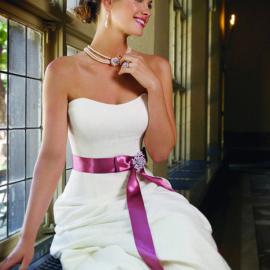 Sabrina Toy婚纱设计欣赏