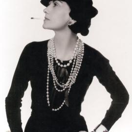 黑白 永垂不朽历久弥新