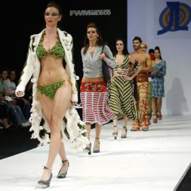 墨西哥幻彩时装周