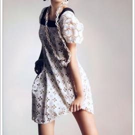 素雅白色时尚飓风