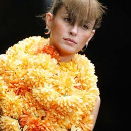 里斯本时装周:Alexandra Moura作品(图)