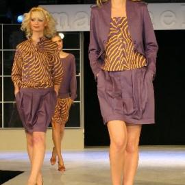 芬兰著名时装公司举行时装展示(图)