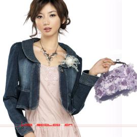 早春OL 牛仔装靓丽装扮(图)