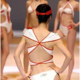性感妖娆 泳装模特展示“印象奥运”(组图)