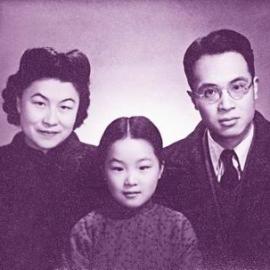 媒体20年前就准备了她的讣告照片，今天“我们仨”相聚