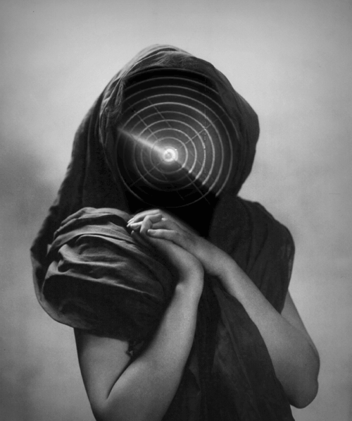 坠入bill domonkos怪诞的黑色梦中