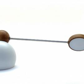 可随意改变造型的台灯Magnetosphere